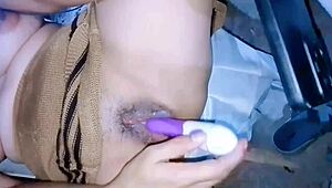 oh fuck me harder... fill my pussy with hot cum please!!