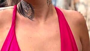 puta safada offers mysterious deepthroat blowjob on street gagging on cock outdoors 😈💦