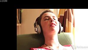 hey ezmerelda's small tits shake as she masturbates to hairy orgasm climax