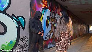 damn dominicano pounds italiana pussy under barcelona bridge in streets!