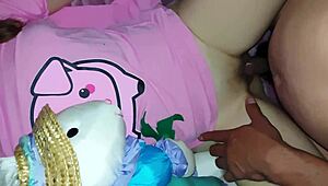 Ay papi, couldn't resist babysitting stepdaughter's tight ass at night 🔥🍑