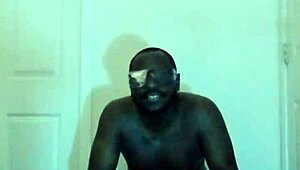 She sways on the balcony, alternating dances with anal catwalk struts.