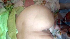 meri pehli baar chudai ho rahi hai thook se chod do isse indian patni