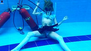 Scooba school with sexy Ashlee Rose underwater pool