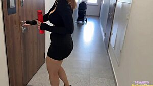 i tricked my cute curvy neighbor into fucking thinking i was her coach pov creampie