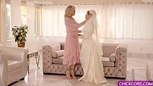 imagine this gorgeous young bride carolina sweets licking granny julia ann's milf pussy tribbing