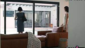 divorced ebony teen tempts realtor into lesbian play