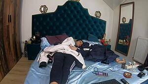 milfycalla masturbates dancing in tight shorts?