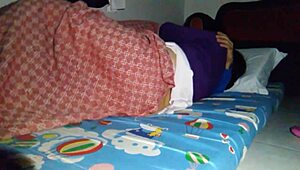 SHARE BED WITH STEPMOM AND GET UNEXPECTED CREAMPIE UNDER SHEETS!