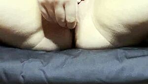 yo my muslim arab stepsis can't eat salami so she rubs her pussy with it 😈 halal milf gone wild in la