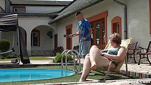 i told you to clean the fucking pool now sit on my face bbw😈💦