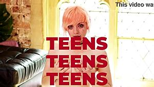 blonde babe vs sexy redhead racing to squirt first with huge tits bouncing 🔥💦😍