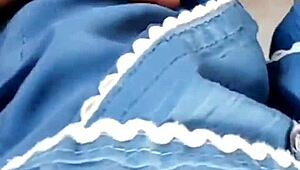 omg i worship her nasty feet outdoors at the party full humiliation video 😈👣