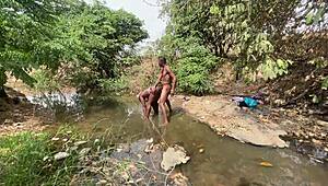 Curvy Ebony Flashes Big Tits By Stream Ready For Devouring