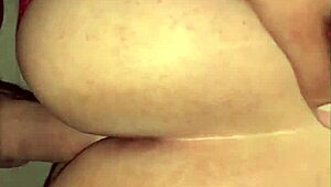 ¡Me Encanta Detonar Culos Como el de Mi Amiga en Sexo Casero!