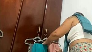 she flashes her curves craving anal play right now in public