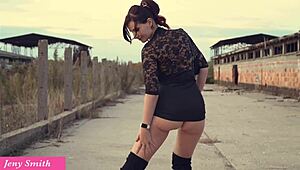 Jeny Smith teases big bubble butt pussy outdoors then masturbates wildly!