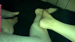 Milf Toes Tease in Fine Nylon Pantyhose During Secret German Date