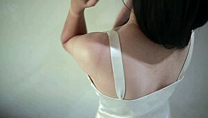 indo girl perfect body strips oiled lingerie for solo pussy masturbation curvy cosplay