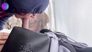 maceta rabuda bent over for novinho cock on crowded beach!!