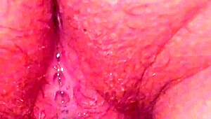 hear that sloppy creampie gush out in perfect slow motion details??