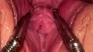 imagine being the fist queen as your pussy stretches wide around that metal ring