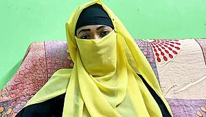 Bengali college girl rides best friend cowgirl at Kolkata university