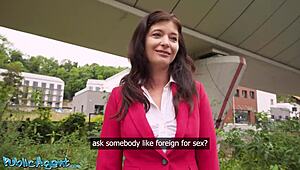 Polish Milf Boss Caught Sloppy Deepthroat on Big Cock Outdoors!