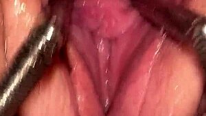 imagine being the fist queen as your pussy stretches wide around that metal ring