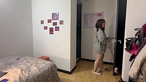 Cheating on husband phone sex with IT guy pounding my curvy Latina pussy creampie