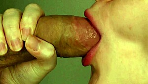 ohh my mouth fulla hot cum closeup view!!