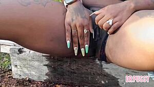 out in the park squirting hard alone with my dripping wet pussy craving cock 💦🌳