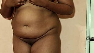 Muslim Aunty Rips Clothes In Steamy Striptease Mms Video Tease