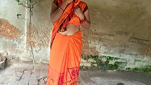 Mumbai Aunty Sucks Neighbor Cock While Tharki Uncles Blast Multiple Facials