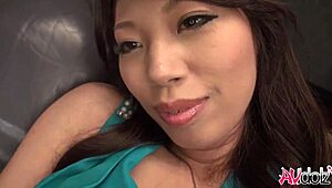 Japanese Yuu Asoh’s WET PUSSY FINGERED and LICKED to ORGASM Uncensored