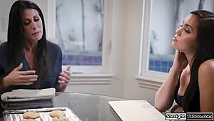 i cant stop watching my stepmom as bf fucks stepdaughter