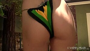 hey check brunette kiera king dildoing her shaved pussy outside 🥒💦