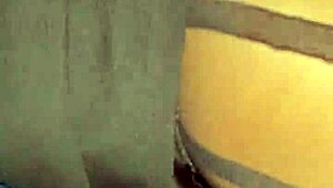 me and my ex get HOT, end up in homemade DOGGYSTYLE creampie action