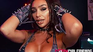 Sisi Rose's Gothic Pussy Craves Cock Attention!