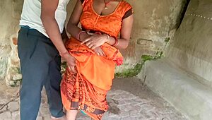 Mumbai Aunty Sucks Neighbor Cock While Tharki Uncles Blast Multiple Facials