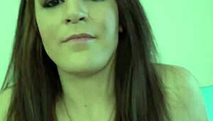 Solo Trap Fulfills Her Masturbating Fetish