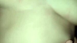 Bokep Indonesia, boleh gak aku ngentot temanmu sekarang?