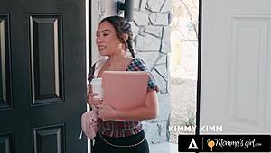 sheena ryder puck tease kimmy kimm's face turns