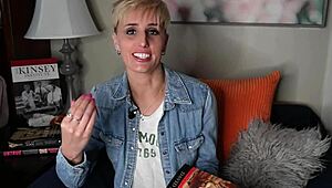 robyn wood hotwife masturbates wildly during intense phone sex session