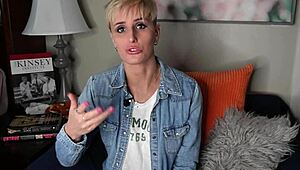 robyn wood hotwife masturbates wildly during intense phone sex session