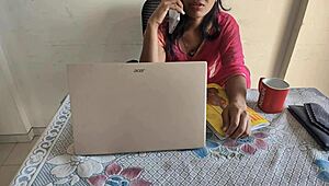 Fucked indian bhabhi hard at office!