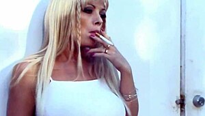 Layla Jade craves private bangs in public spots sneaking thrills everywhere she goes