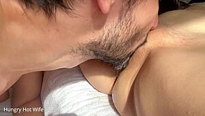 Young Licks Mature Clit to Squirting Cum Facesitting Pee in Mouth