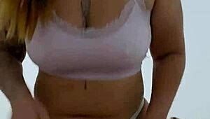 damn i'm gonna smother my friend's face with my big pussy lips till she can't breathe flashing domination