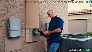 Huge Boobs Gamer Girl Rides Repairman Cock